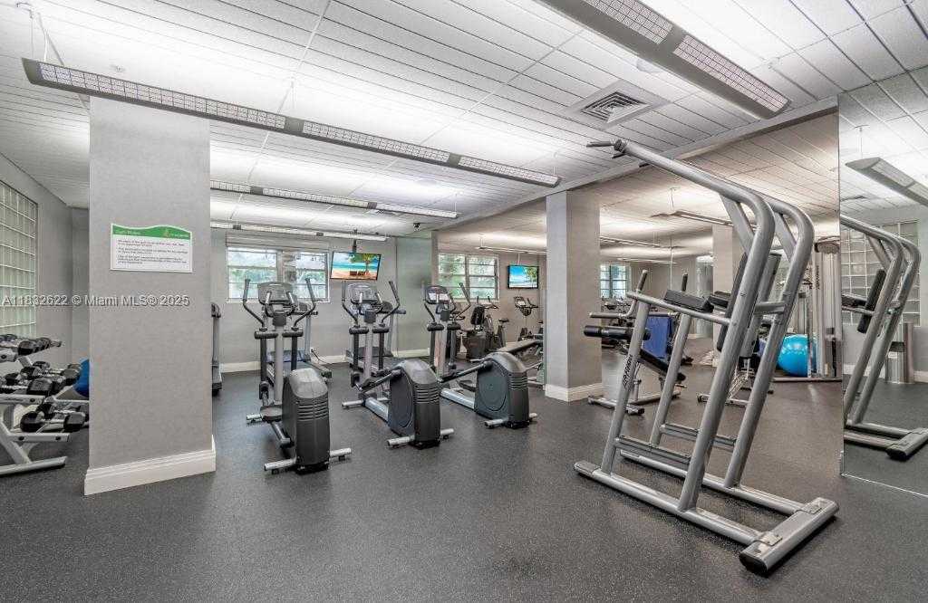 Small Image of 3801 SOUTH OCEAN DR #8X, Hollywood Number 22