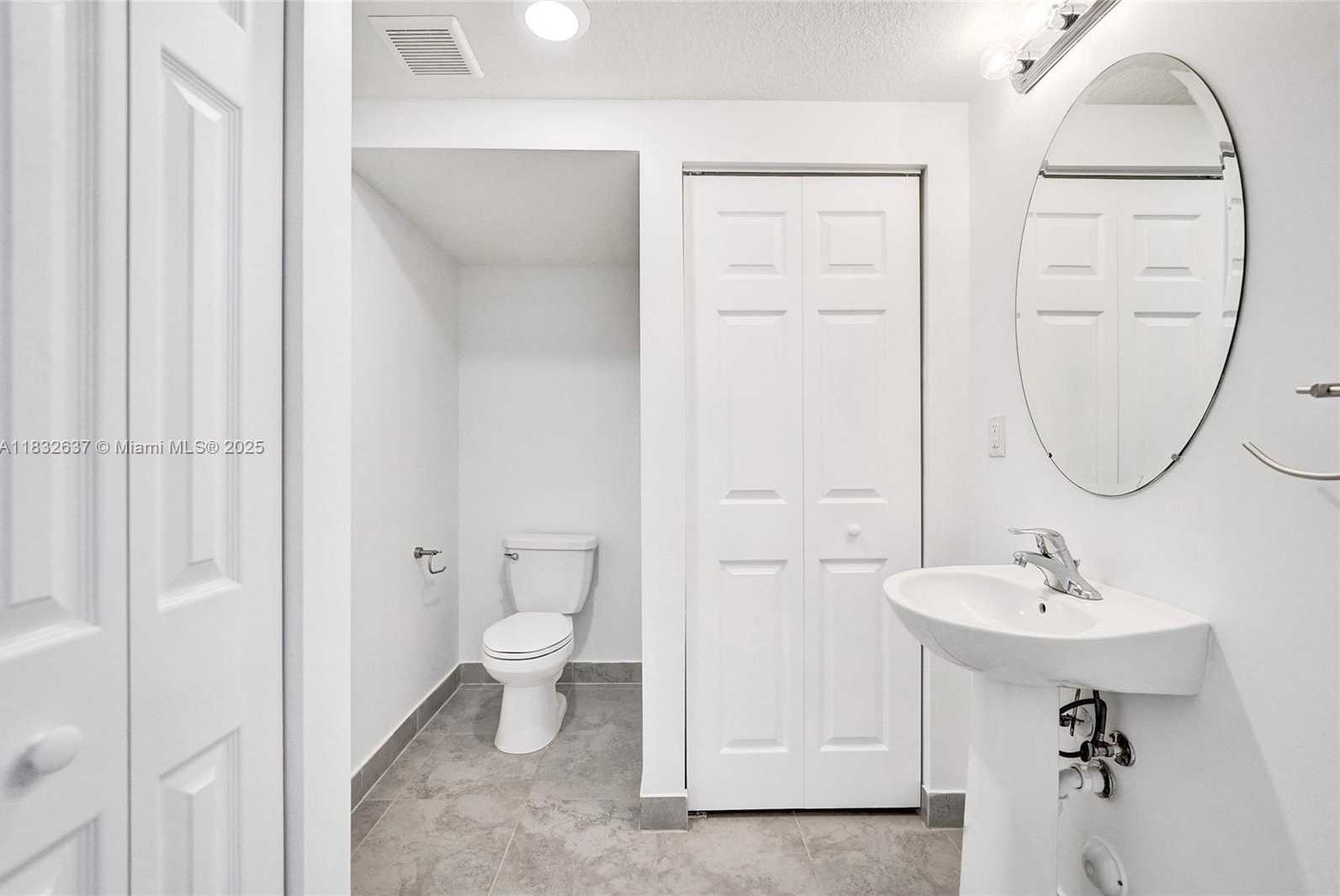 Small Image of 5013 VULCAN WAY, Davie Number 12
