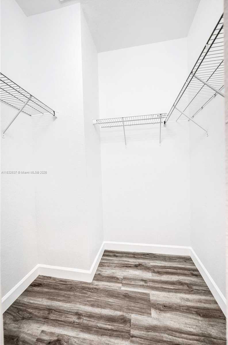 Small Image of 5013 VULCAN WAY, Davie Number 24