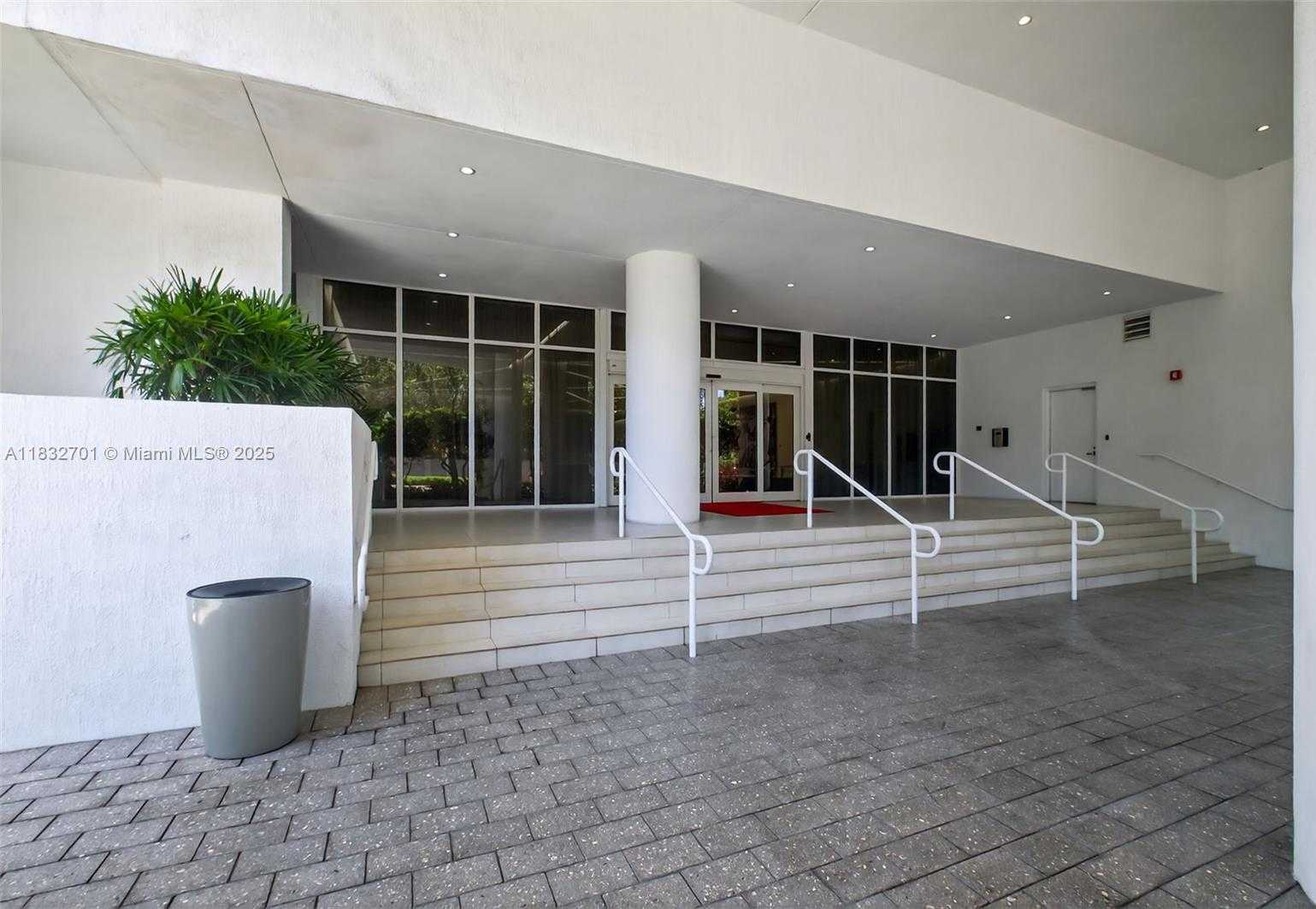 Small Image of 4250 BISCAYNE BLVD #1206, Miami Number 33