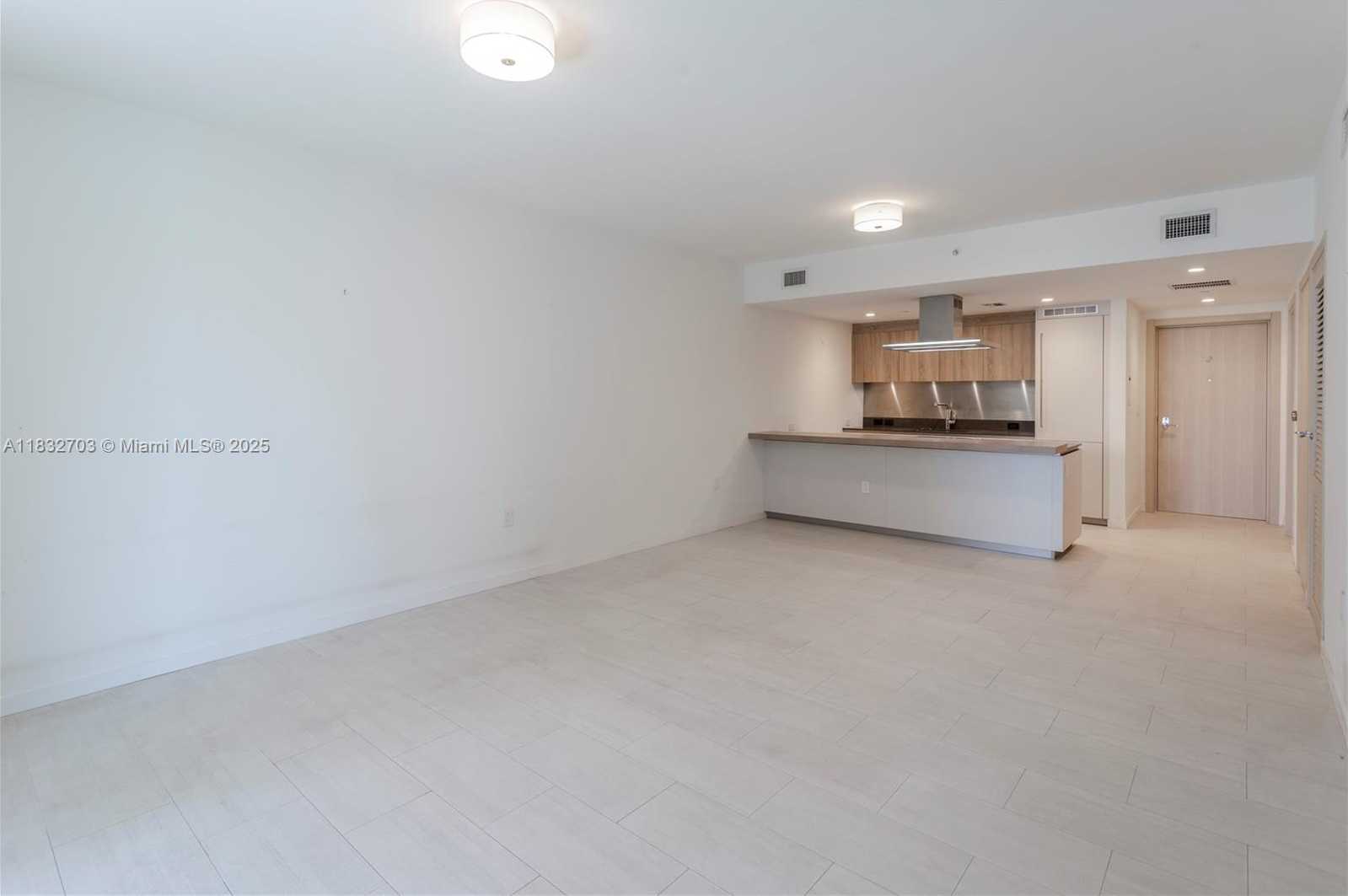 Small Image of 1000 BRICKELL PLZ #3703, Miami Number 10