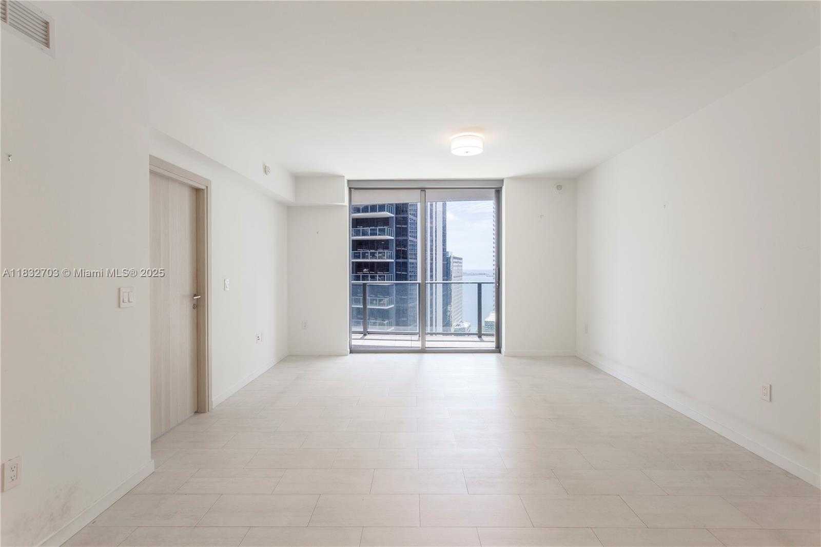 Small Image of 1000 BRICKELL PLZ #3703, Miami Number 6
