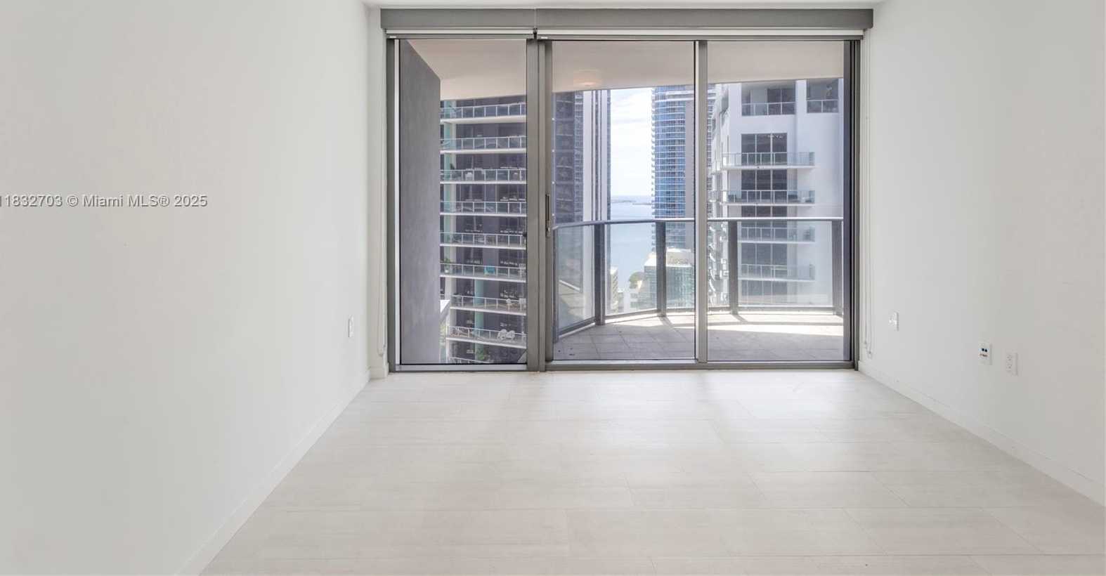 Small Image of 1000 BRICKELL PLZ #3703, Miami Number 7