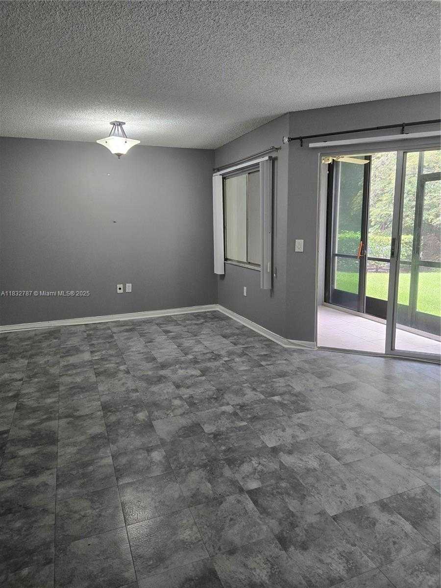 Small Image of 800 SOUTH WEST 142ND AVE #N111, Pembroke Pines Number 6