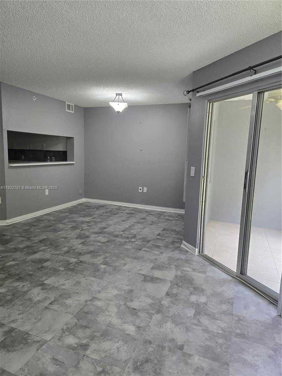 Small Image of 800 SOUTH WEST 142ND AVE #N111, Pembroke Pines Number 7