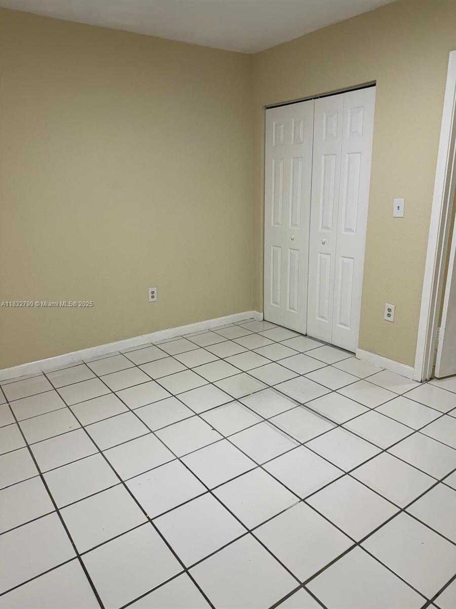 Small Image of 2341 WEST 66TH PL #103, Hialeah Number 3