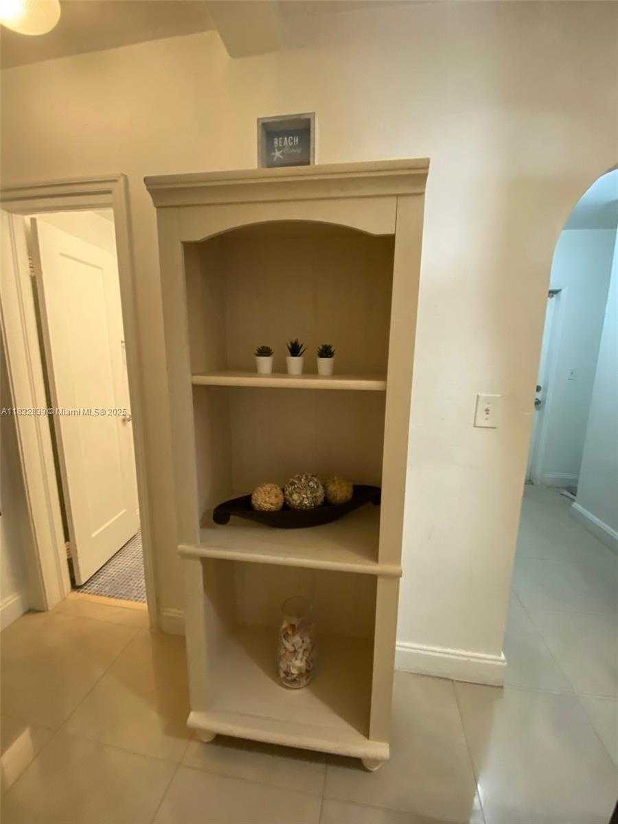 Small Image of 503 75TH ST #7504, Miami Beach Number 12