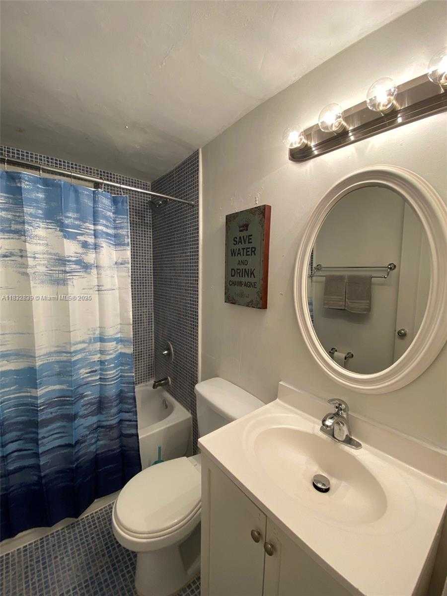 Small Image of 503 75TH ST #7504, Miami Beach Number 13