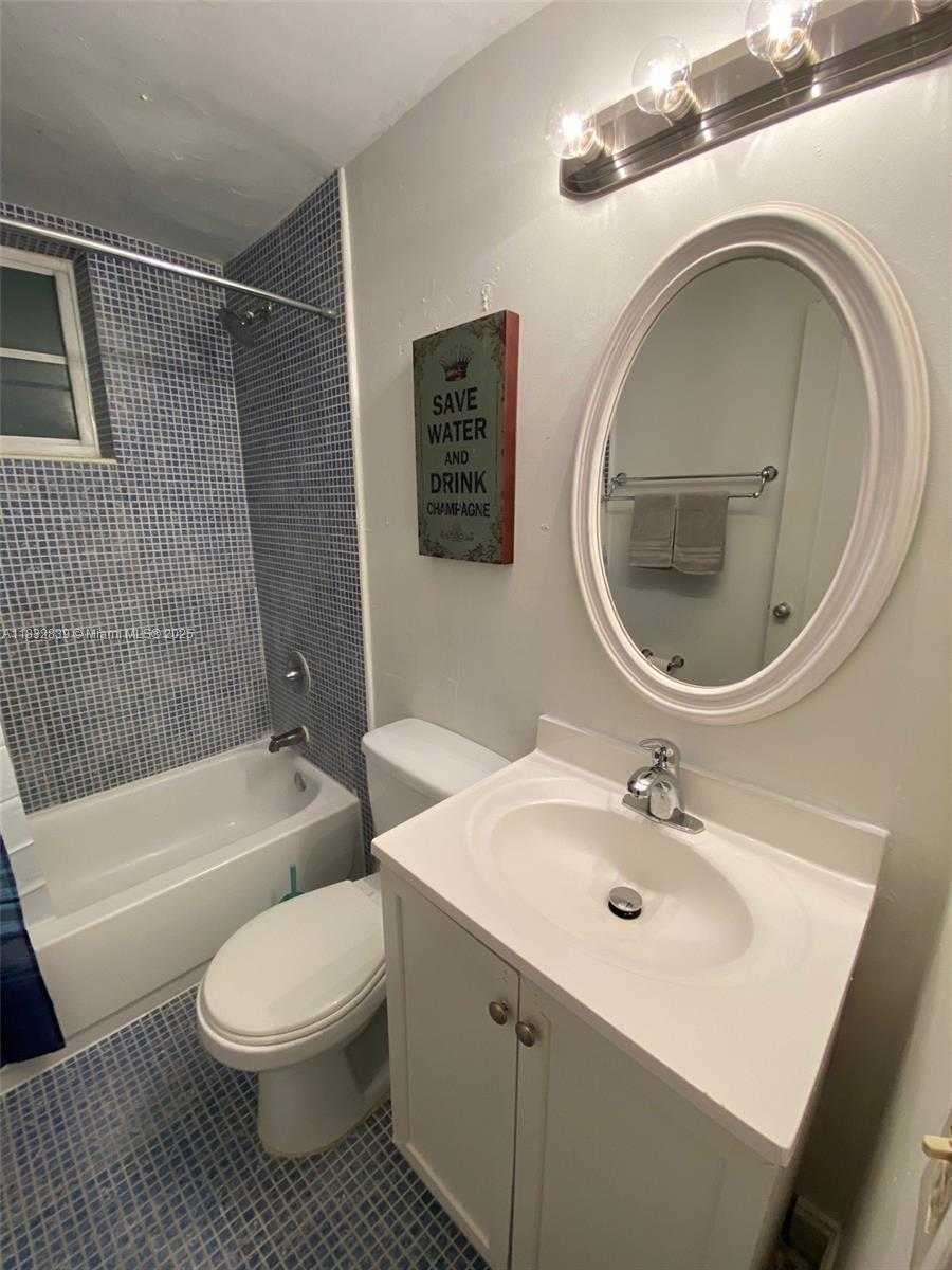 Small Image of 503 75TH ST #7504, Miami Beach Number 14