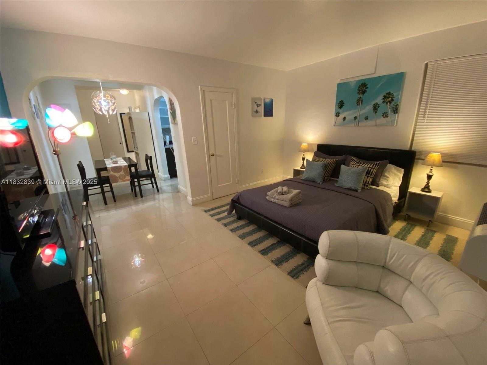 Small Image of 503 75TH ST #7504, Miami Beach Number 3