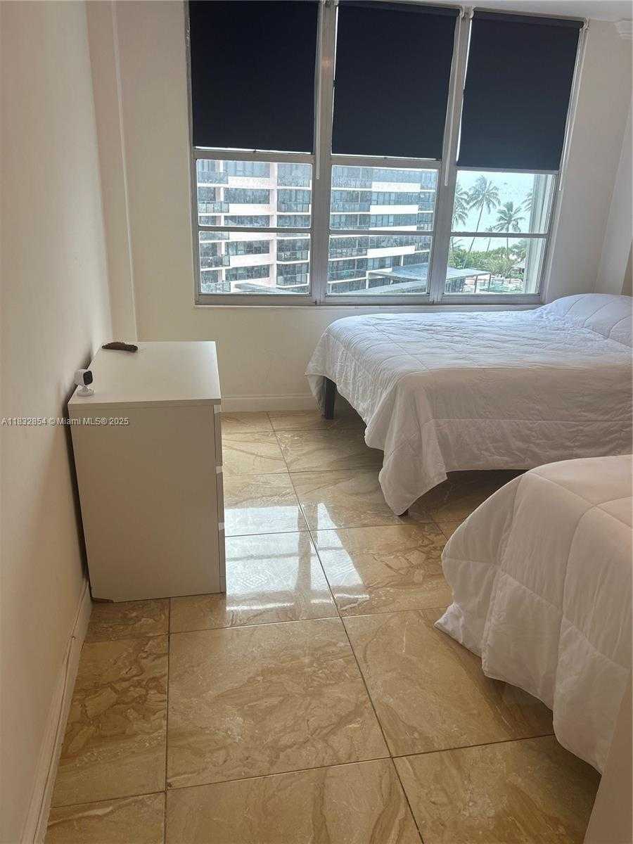 Small Image of 5161 COLLINS AVE #703, Miami Beach Number 11