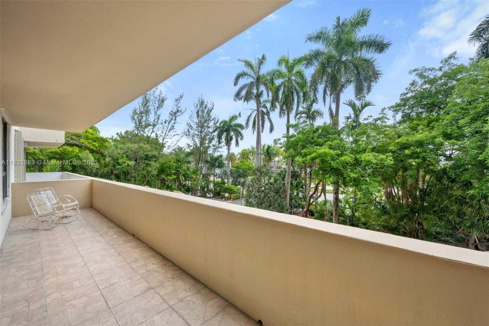 Small Image of 10185 COLLINS AVE #306, Bal Harbour Number 14