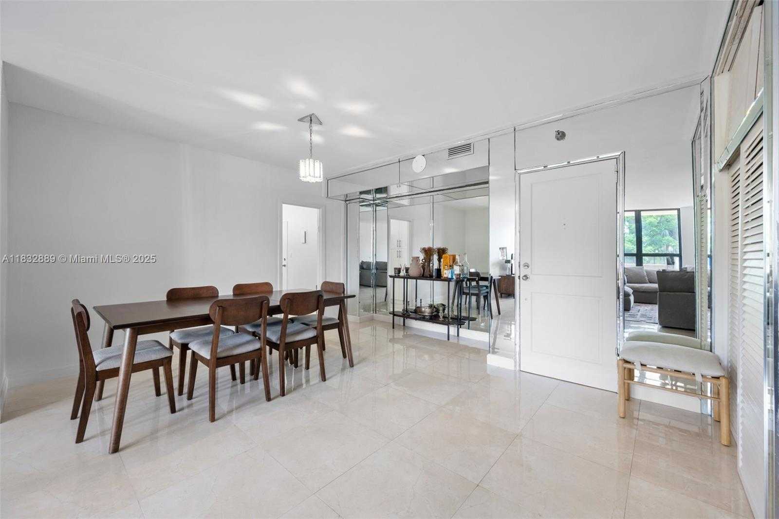 Small Image of 10185 COLLINS AVE #306, Bal Harbour Number 4