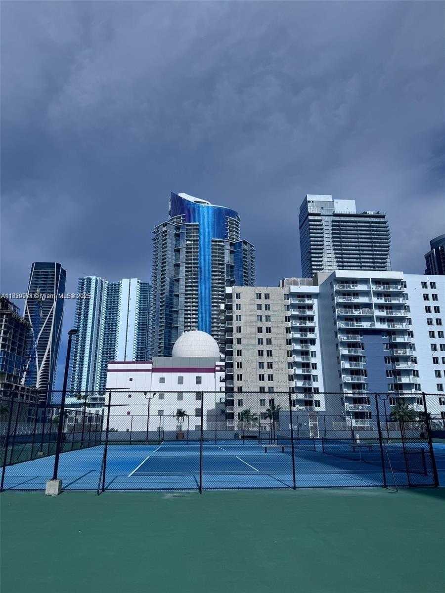 Small Image of 800 NORTH MIAMI AVE #E-504, Miami Number 42