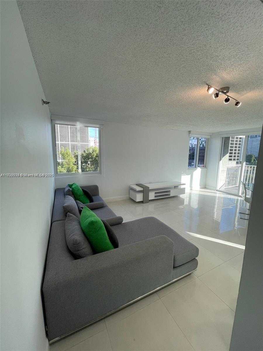 Small Image of 800 NORTH MIAMI AVE #E-504, Miami Number 7