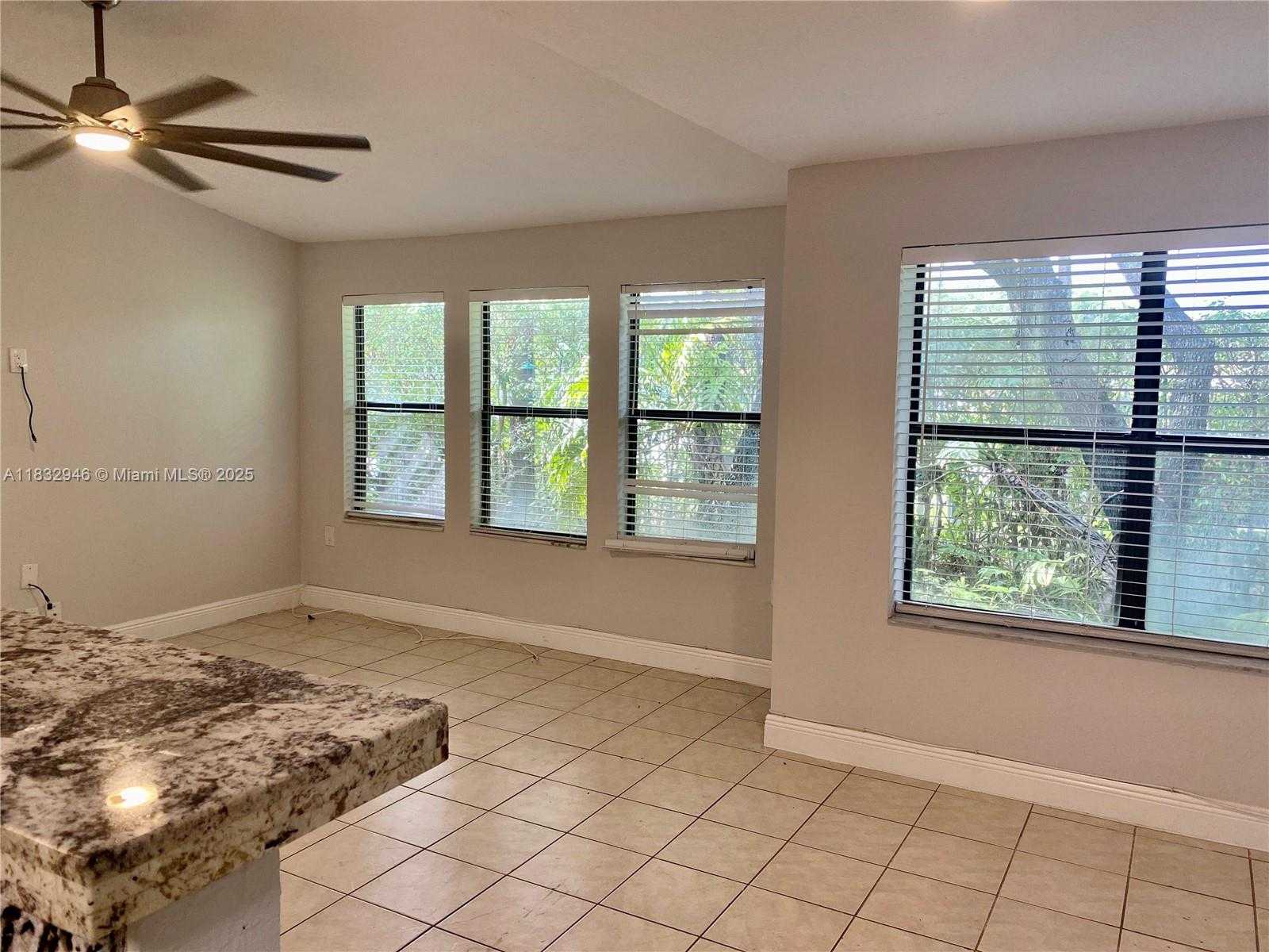 Small Image of 15661 SOUTH WEST 104TH TER #3112, Miami Number 4