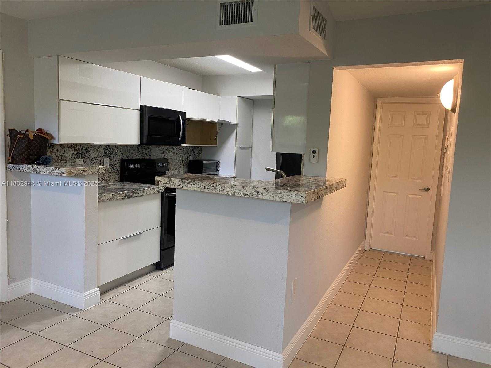 Small Image of 15661 SOUTH WEST 104TH TER #3112, Miami Number 5
