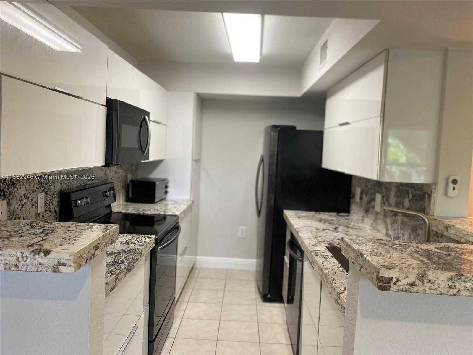 Small Image of 15661 SOUTH WEST 104TH TER #3112, Miami Number 6