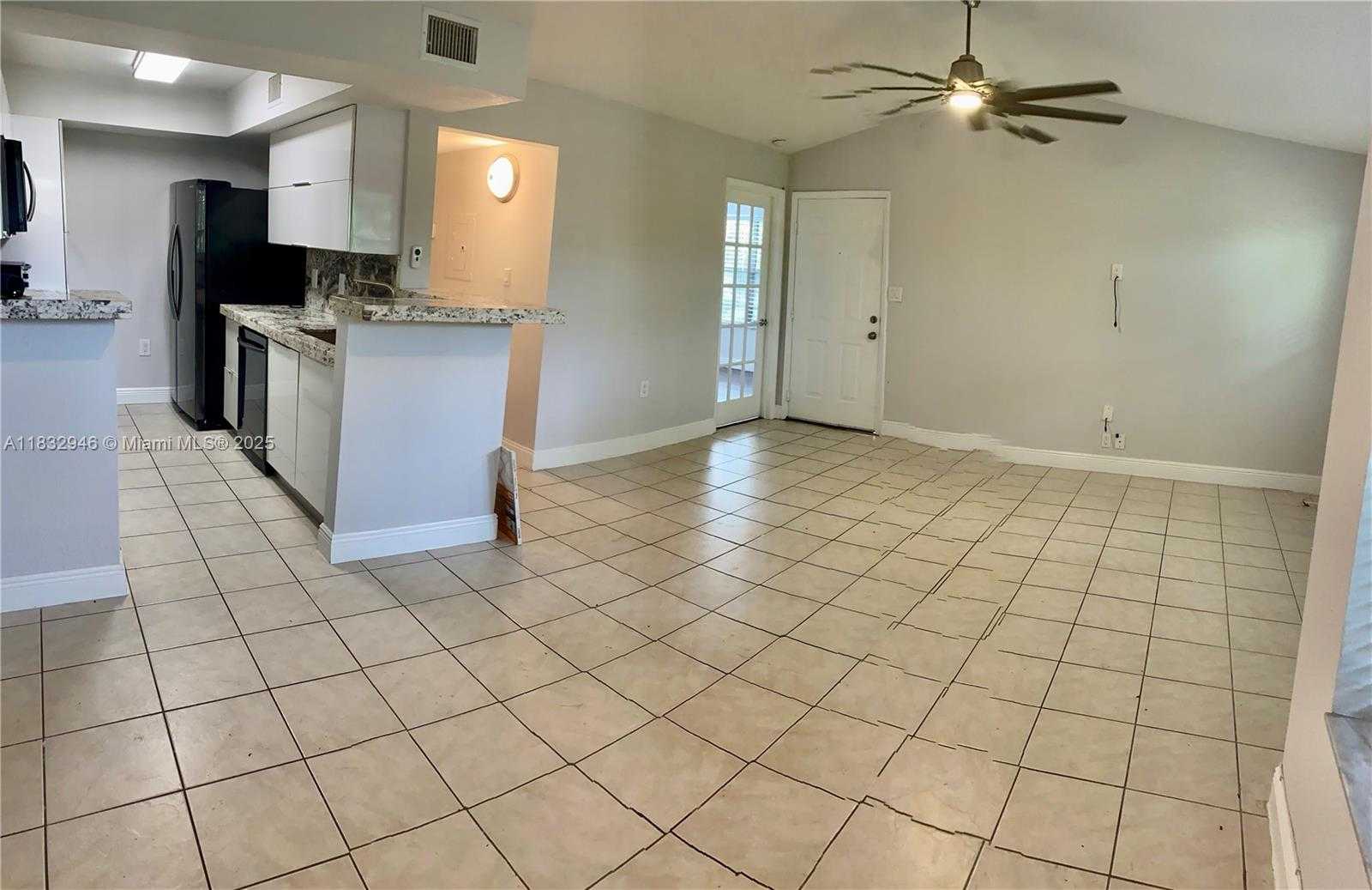 Small Image of 15661 SOUTH WEST 104TH TER #3112, Miami Number 9