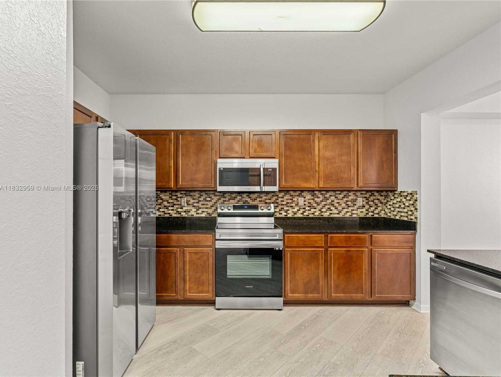 Small Image of 8800 NORTH WEST 107TH CT #215, Doral Number 6