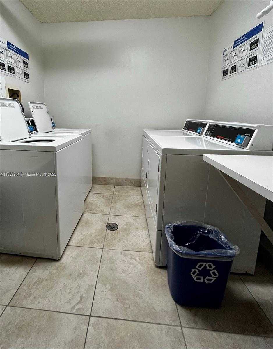 Small Image of 2801 NORTH EAST 183RD ST #2009W, Aventura Number 11