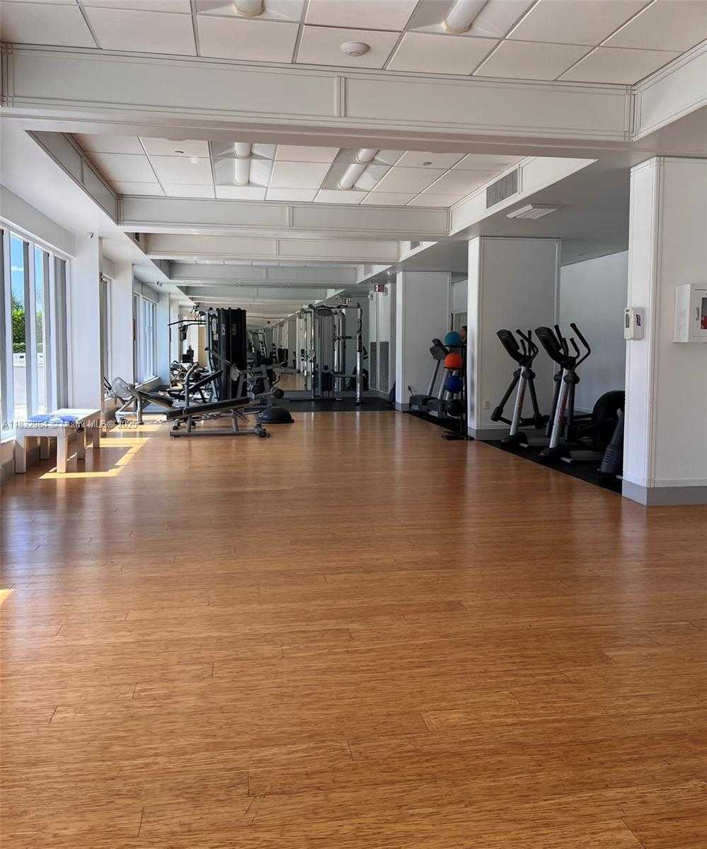 Small Image of 2801 NORTH EAST 183RD ST #2009W, Aventura Number 5
