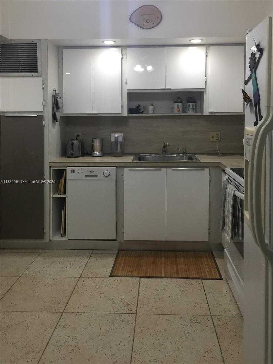 Small Image of 2801 NORTH EAST 183RD ST #2009W, Aventura Number 7