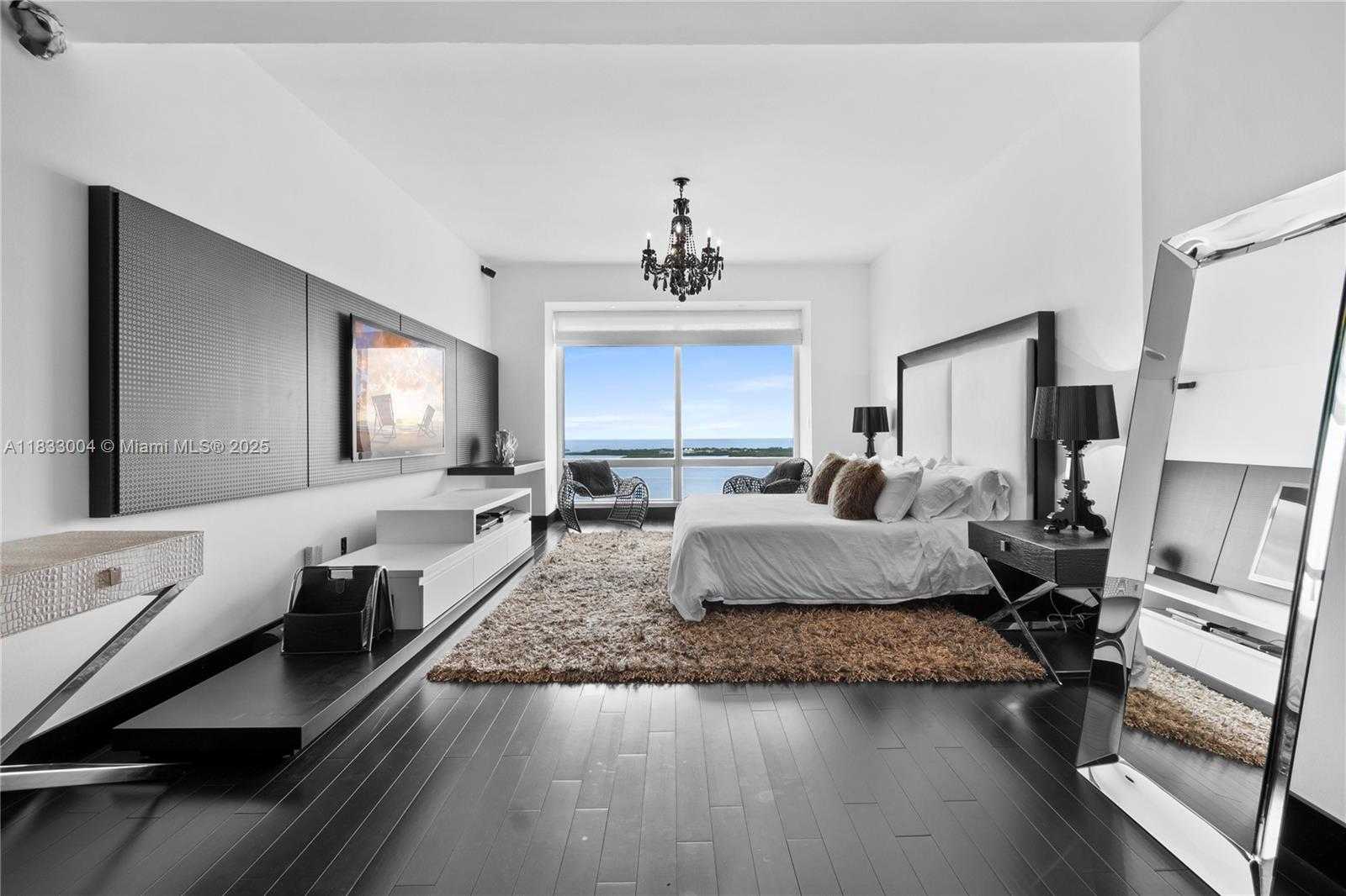 Small Image of 1425 BRICKELL AVE #42E, Miami Number 15