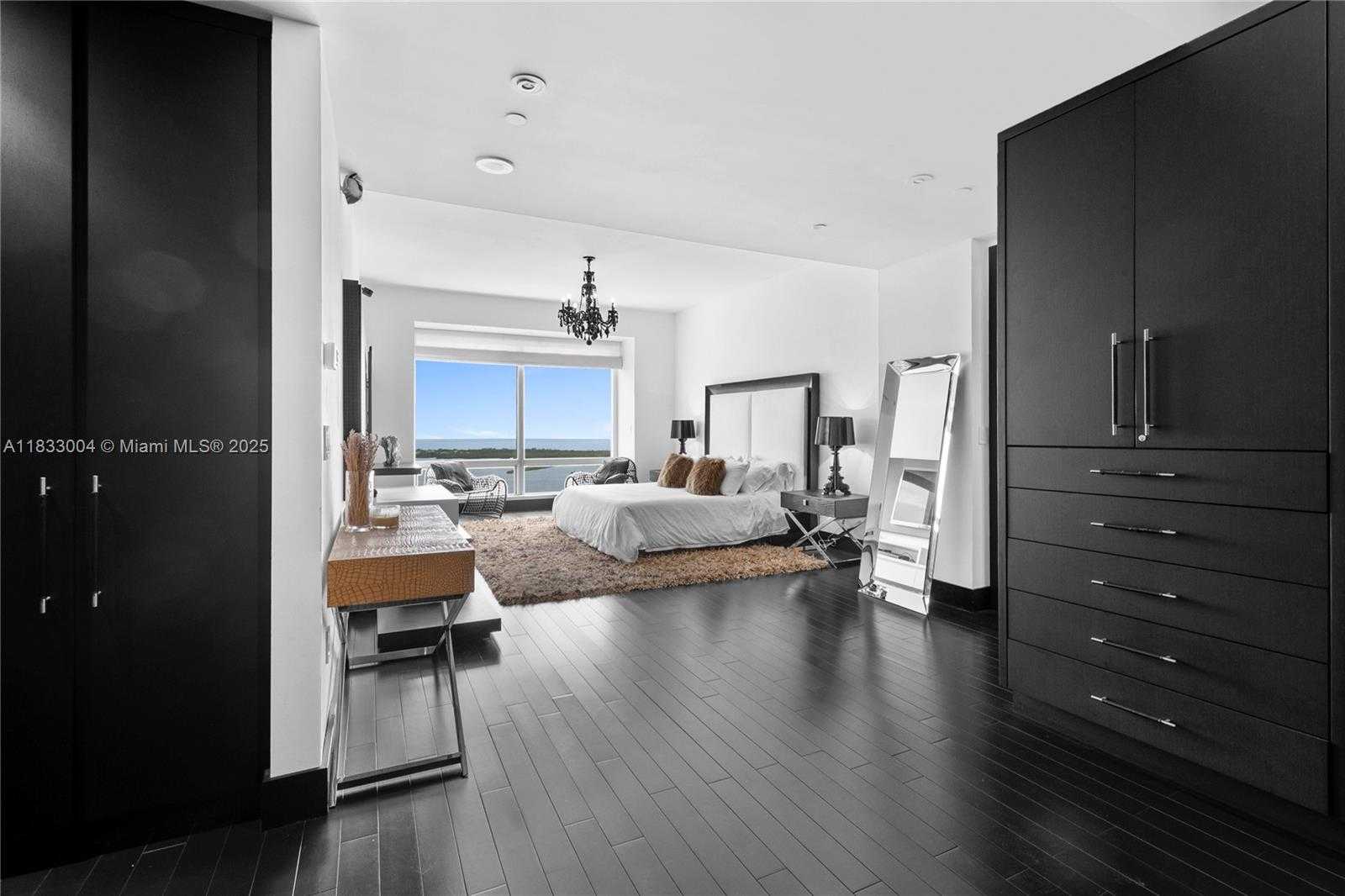 Small Image of 1425 BRICKELL AVE #42E, Miami Number 17