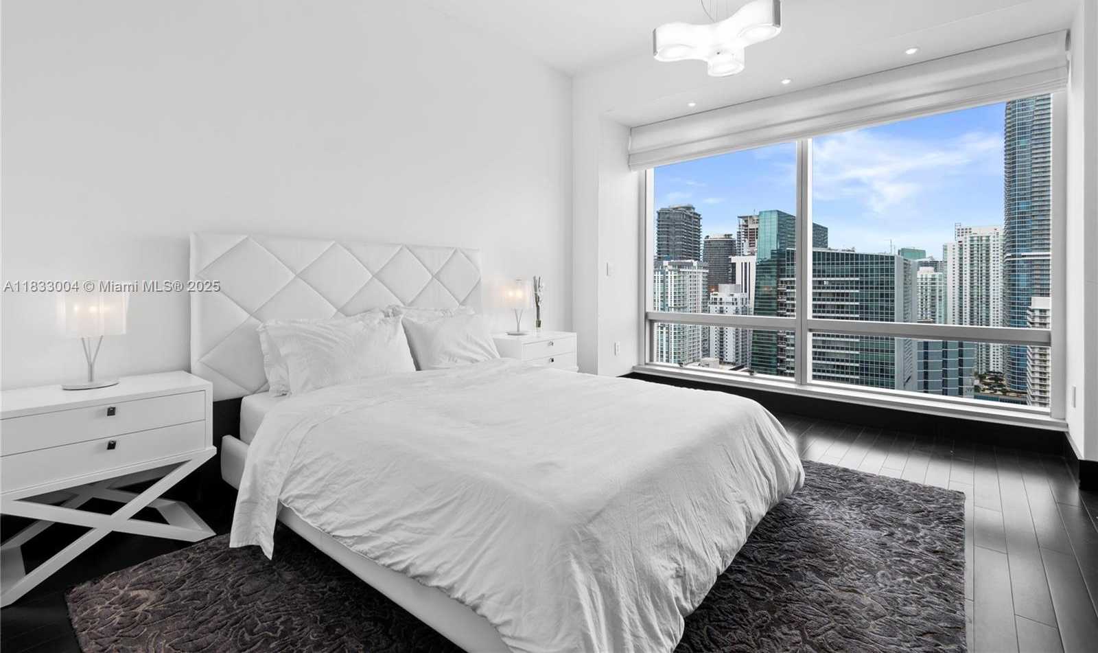 Small Image of 1425 BRICKELL AVE #42E, Miami Number 24