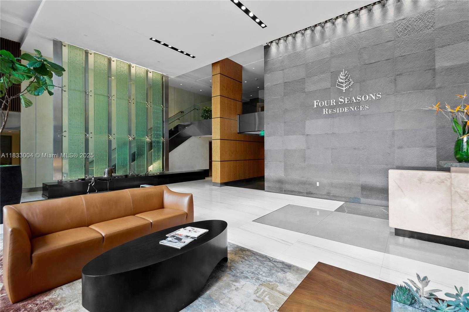Small Image of 1425 BRICKELL AVE #42E, Miami Number 35