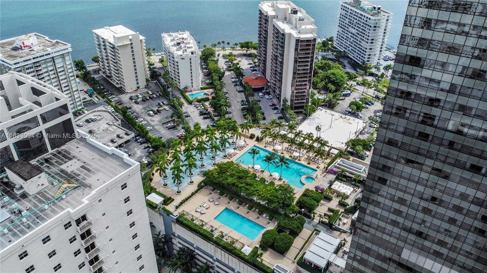 Small Image of 1425 BRICKELL AVE #42E, Miami Number 45
