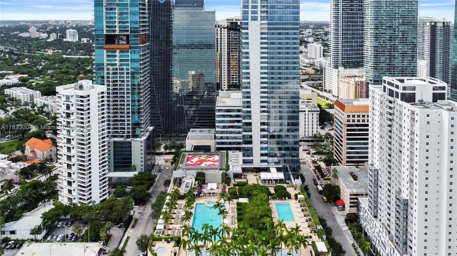Small Image of 1425 BRICKELL AVE #42E, Miami Number 47