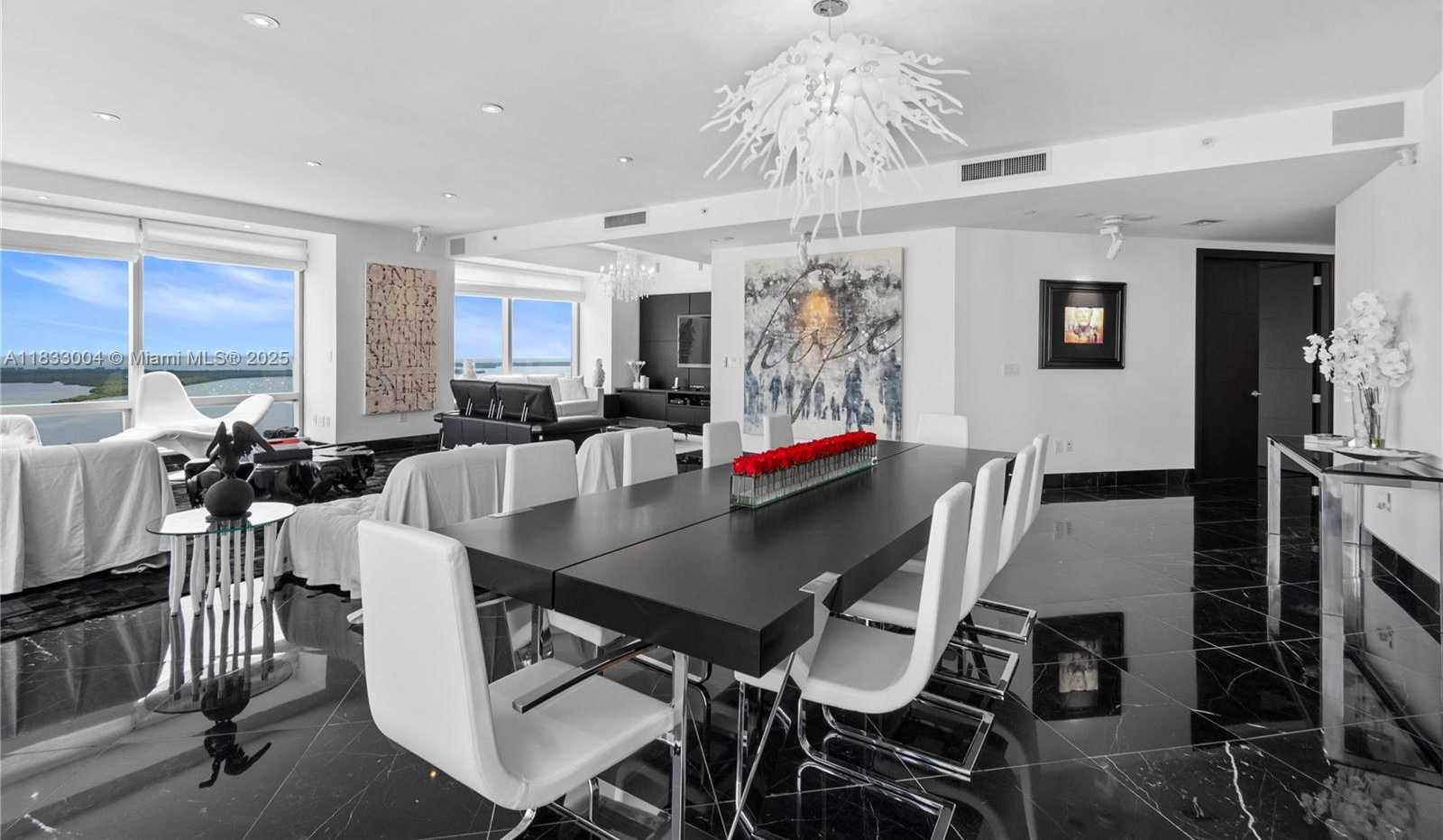 Small Image of 1425 BRICKELL AVE #42E, Miami Number 8