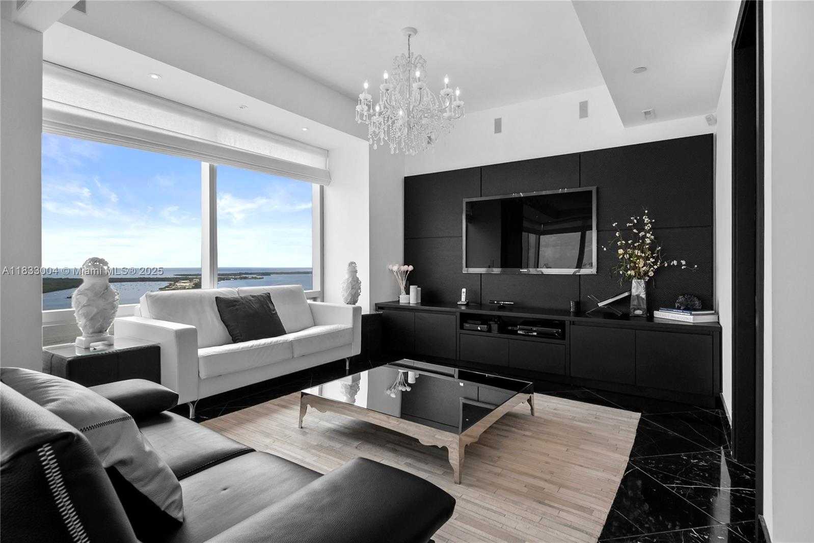 Small Image of 1425 BRICKELL AVE #42E, Miami Number 9