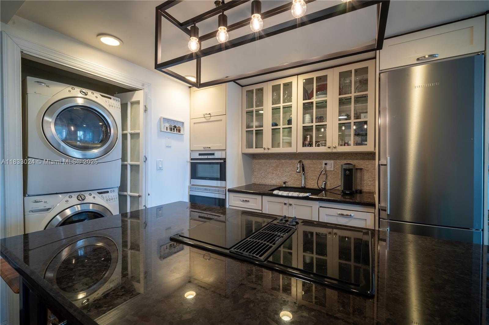 Small Image of 1581 BRICKELL AVE #508, Miami Number 13