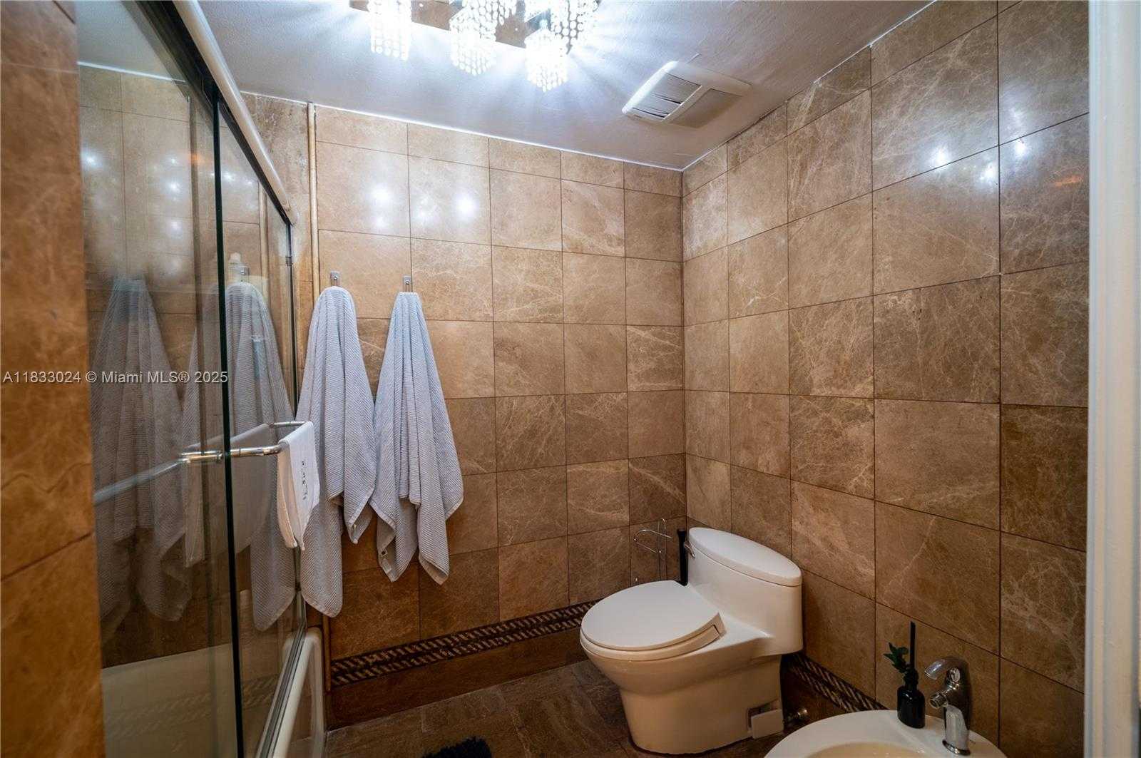 Small Image of 1581 BRICKELL AVE #508, Miami Number 20
