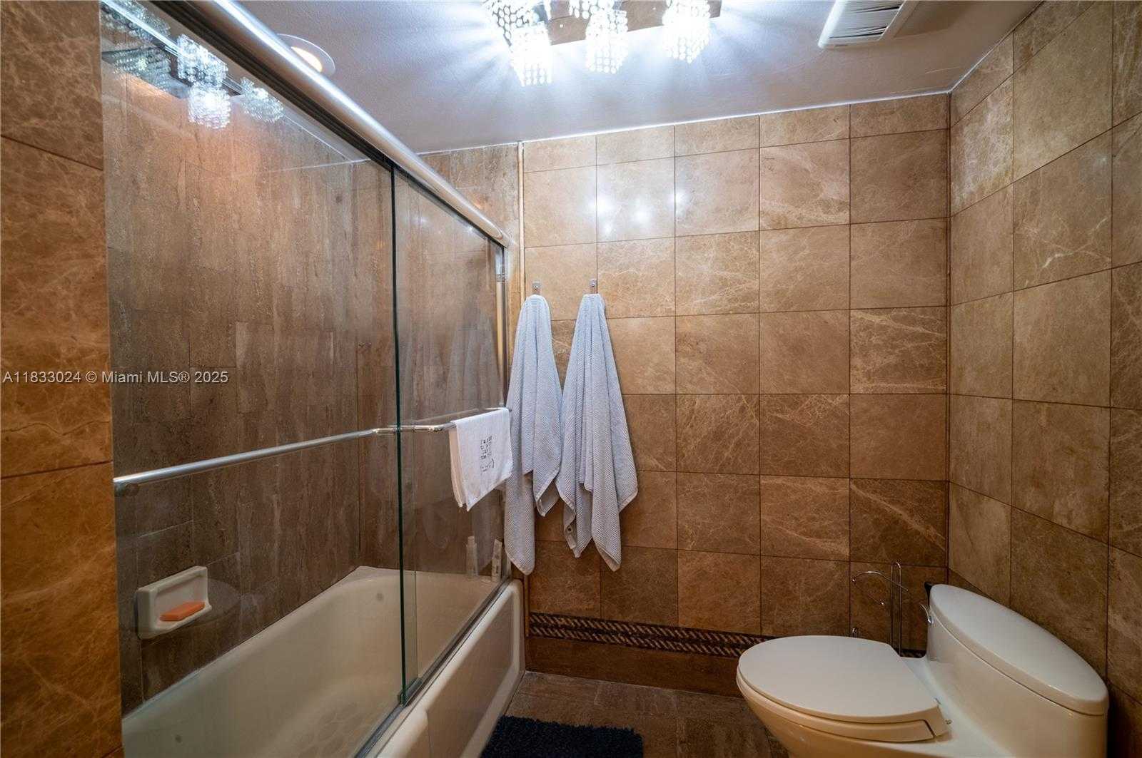Small Image of 1581 BRICKELL AVE #508, Miami Number 23