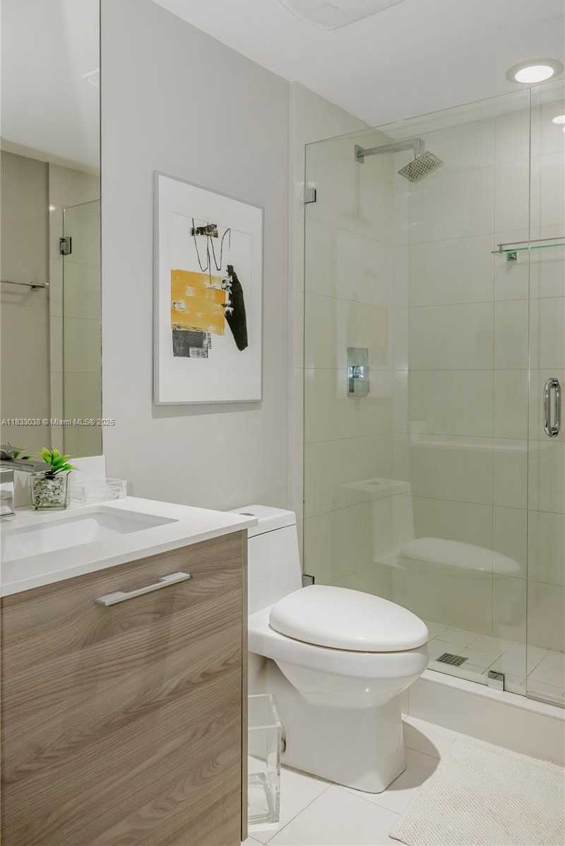 Small Image of 1300 SOUTH MIAMI AVE #2210, Miami Number 29