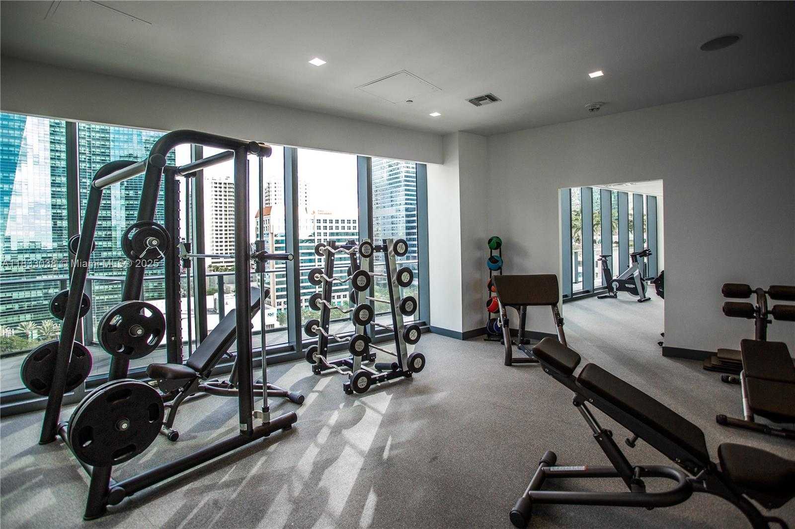 Small Image of 1300 SOUTH MIAMI AVE #2210, Miami Number 40