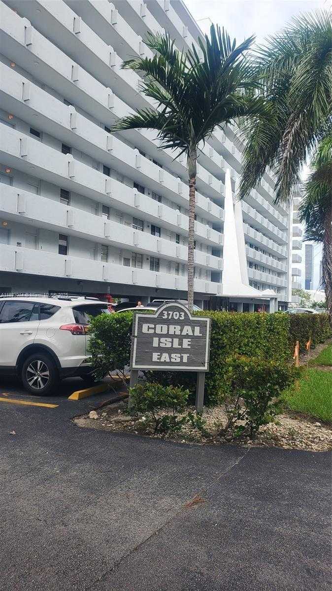 Small Image of 3703 NORTH EAST 166TH ST #905, North Miami Beach Number 2