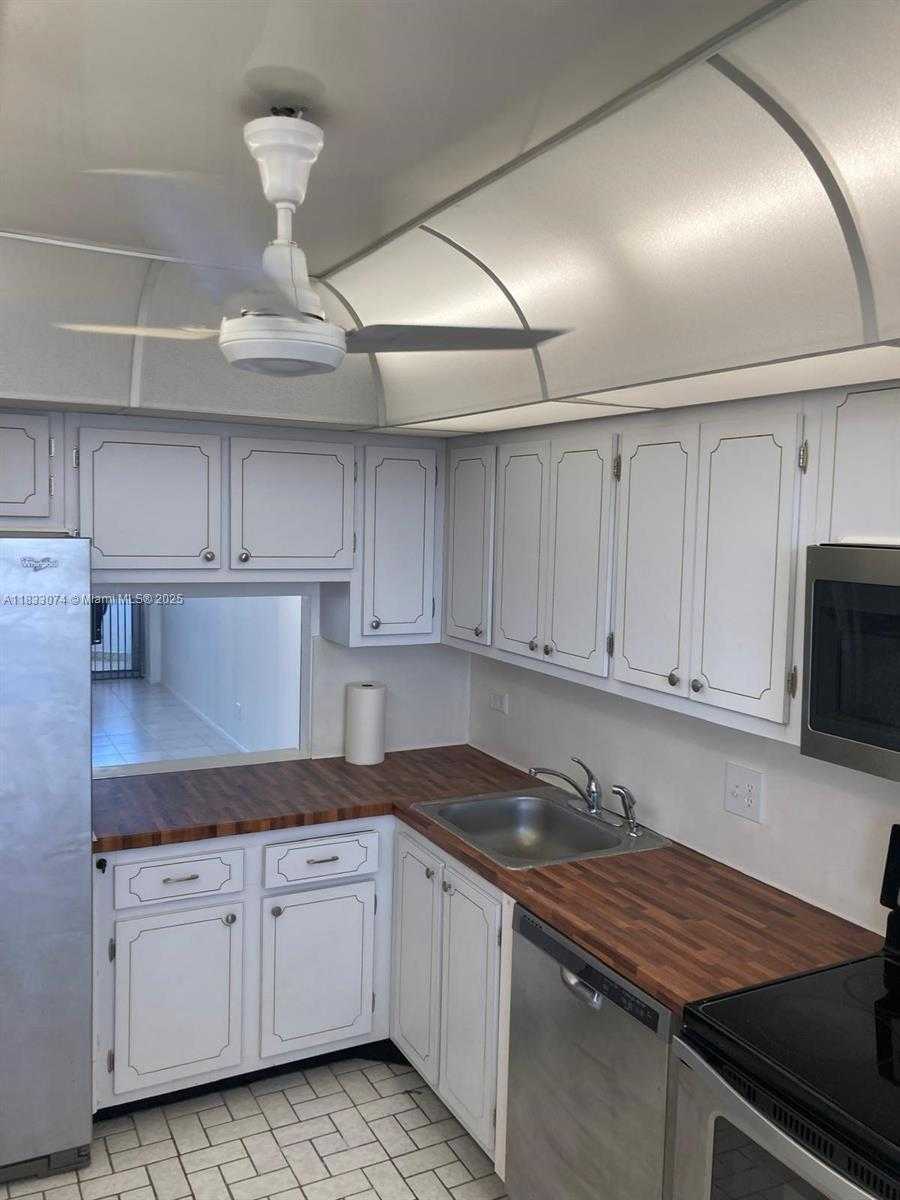 Small Image of 3703 NORTH EAST 166TH ST #905, North Miami Beach Number 20