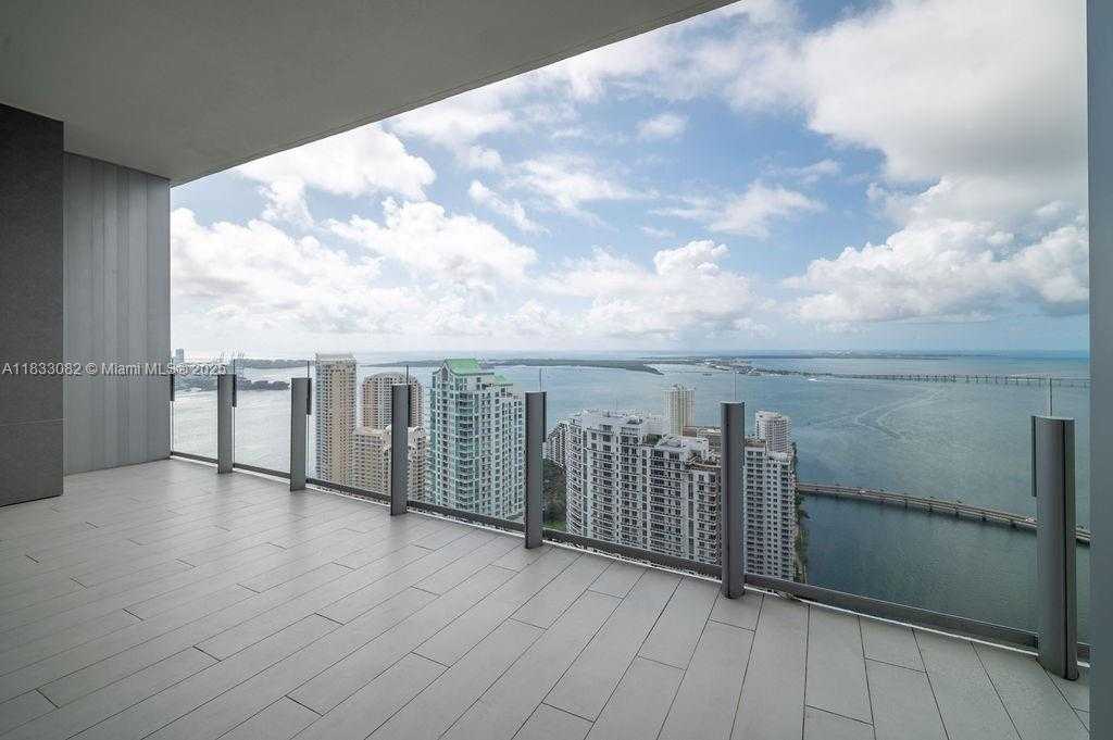 Small Image of 300 BISCAYNE BLVD WAY #4603, Miami Number 12