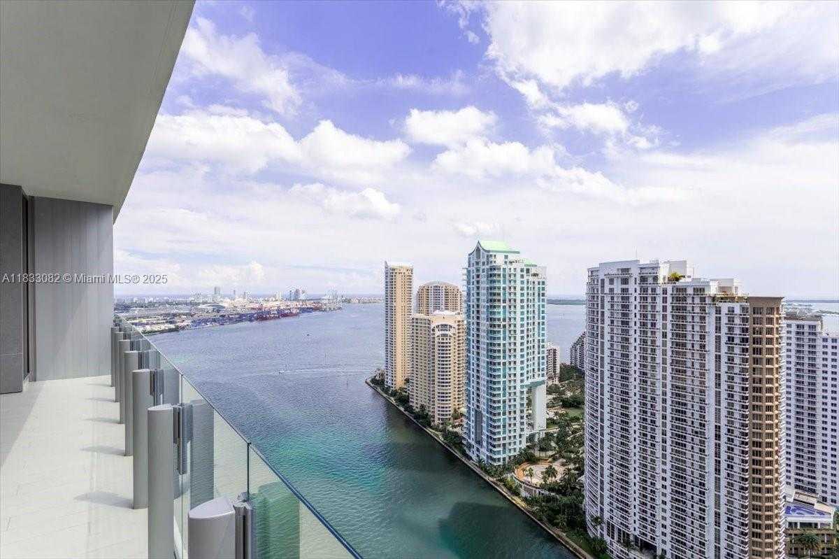 Small Image of 300 BISCAYNE BLVD WAY #4603, Miami Number 17