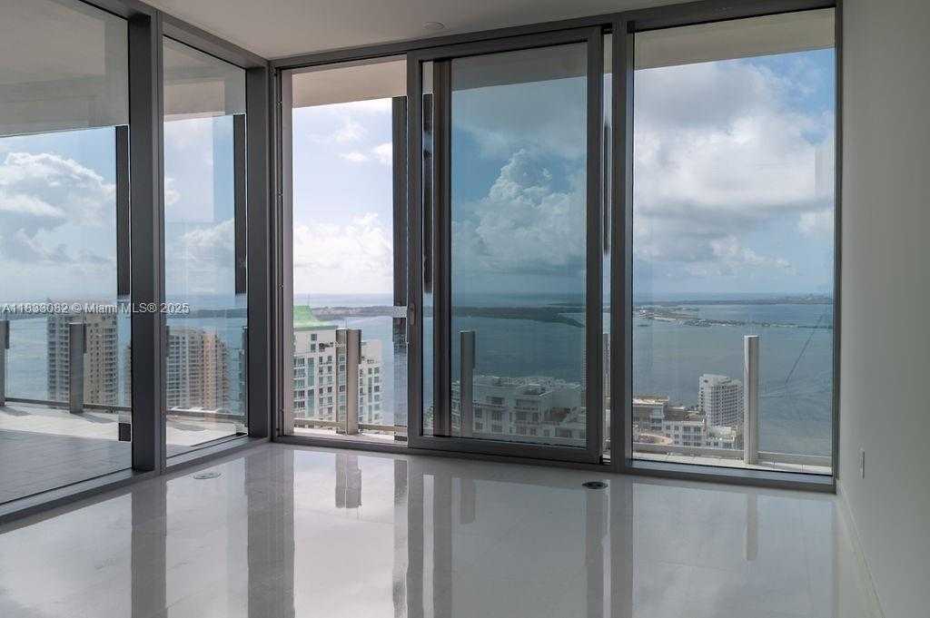 Small Image of 300 BISCAYNE BLVD WAY #4603, Miami Number 23