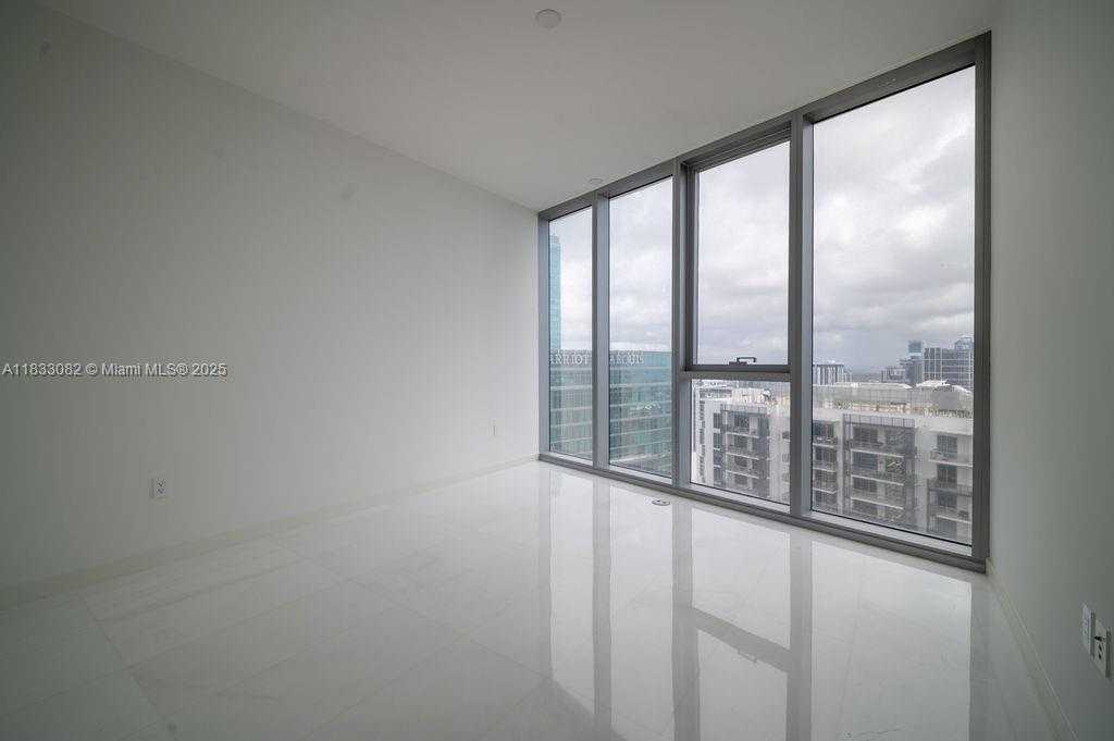 Small Image of 300 BISCAYNE BLVD WAY #4603, Miami Number 29