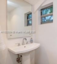 Small Image of 2130 PARK AVE #TH3, Miami Beach Number 6