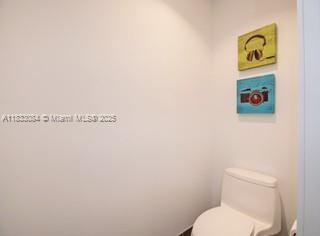 Small Image of 2130 PARK AVE #TH3, Miami Beach Number 7
