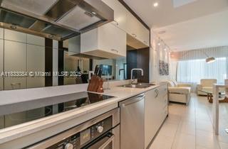 Small Image of 2130 PARK AVE #TH3, Miami Beach Number 8