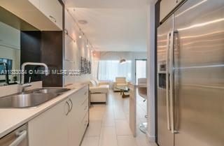 Small Image of 2130 PARK AVE #TH3, Miami Beach Number 9